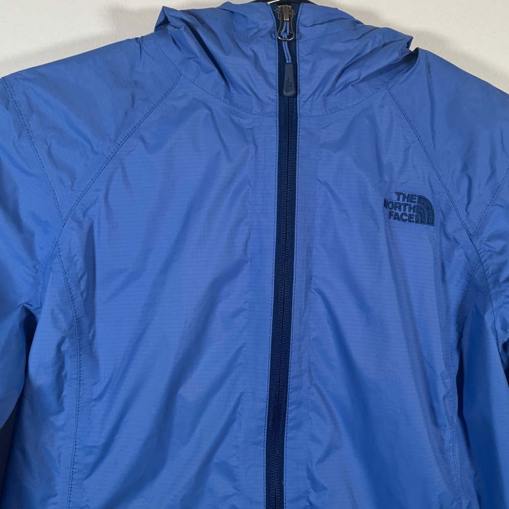 The North Face Womens Small Blue Hooded Windbreaker Jacket Lightweight - Picture 2 of 10